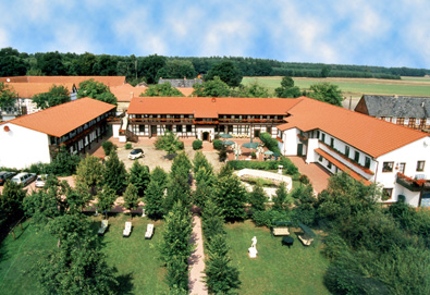 Mehrin_Hotel_Web_.jpg