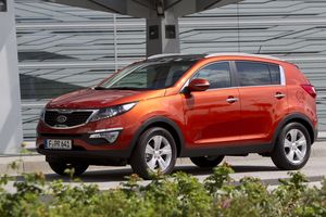 Kia_Sportage_seitllinks.jpg