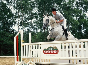 sudermuehlen-springreiter_1.jpg