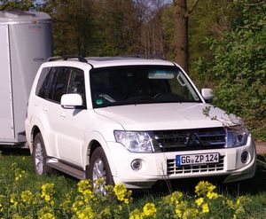 Mitsubishi_Pajero_3