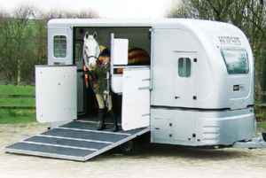 Equitrek_Aufmacher-Gewicht-300x201