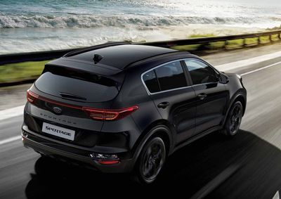 Kia_Sportage_Black_Heck
