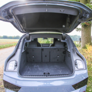 Pferdeanhaenger-Zugfahrzeugtest-BMW-iX-xDrive50-w-36-180x180