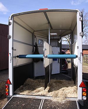Einstreu-ist-Pflicht-2 Einstreu-ist-Pflicht-2