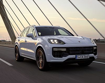 Porsche Cayenne Turbo E-Hybrid_re