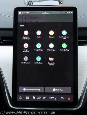 Pferdeanhaenger-Zugfahrzeug-Volvo-EX90-Infotainment-Apps