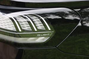 VW-ID7-GTX-IQ.Light_ VW-ID7-GTX-IQ.Light_
